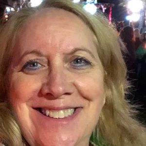 Meet your Posher, Dawn